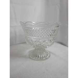 VTG Anchor Hocking Wexford Large Cut Glass Center Piece Pedestal Dish